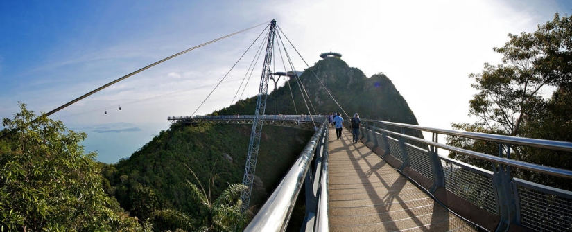 The amazing sky bridge of Langkawi