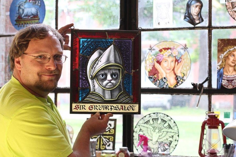 The Angriest Cat on the Internet Has Become a Muse for Artists The Angriest Cat on the Internet Has Become a Muse for Artists