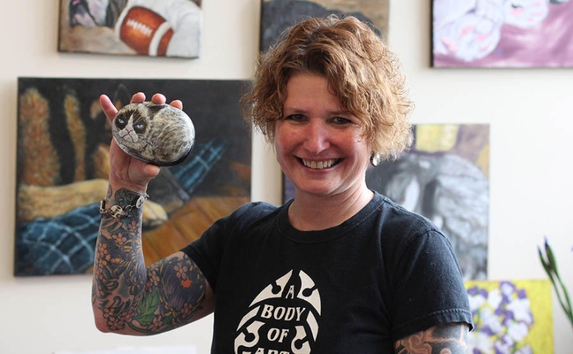 The Angriest Cat on the Internet Has Become a Muse for Artists The Angriest Cat on the Internet Has Become a Muse for Artists