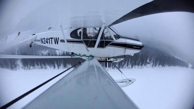 The Atchley family has been living for 18 years as hermits away from civilization