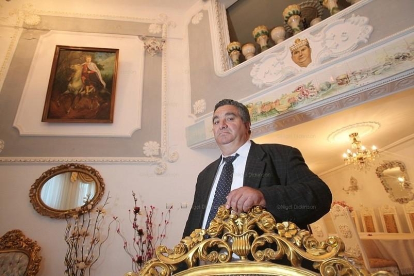 The baron is dead, long live the baron! The baron is dead, long live the baron!