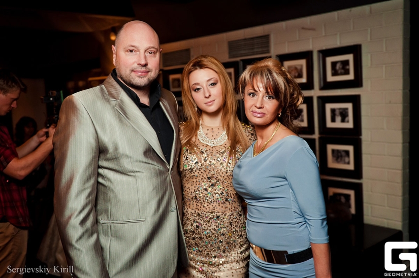 The battle of stylists took place at the presentation of Melon Rich magazine