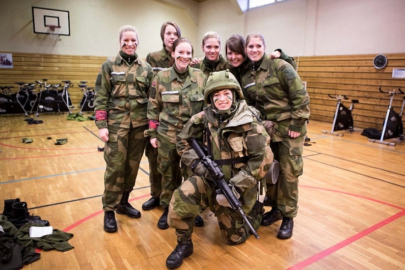 The beautiful half of the Norwegian army