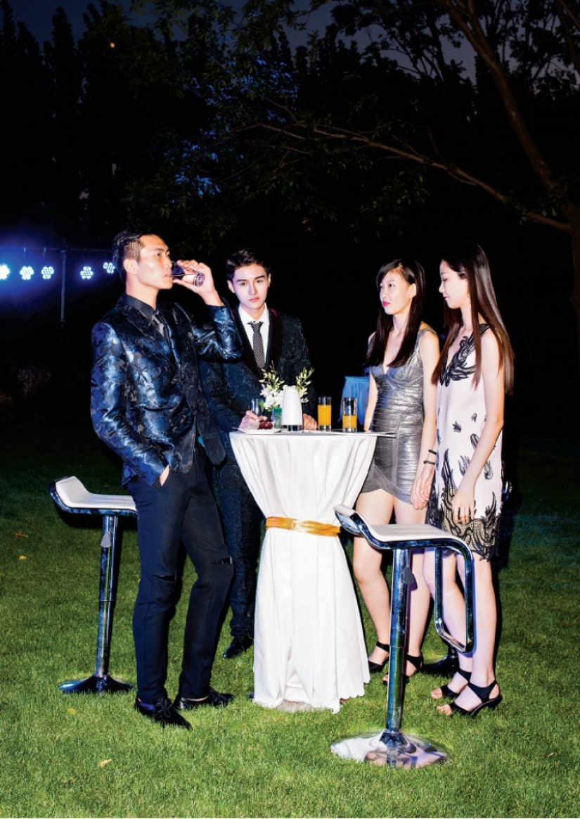 The Beautiful Life of China's Golden Youth The Beautiful Life of China's Golden Youth