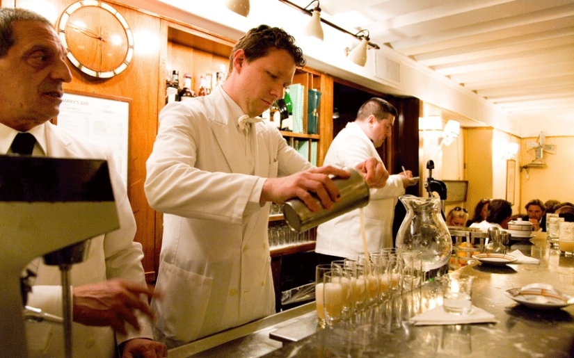 The best and most unusual bars that you must visit