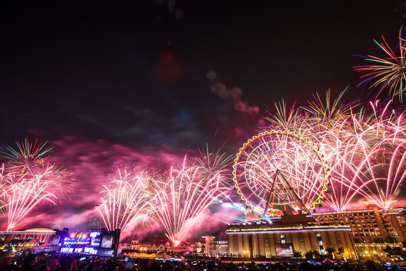 The best New Year fireworks from around the world