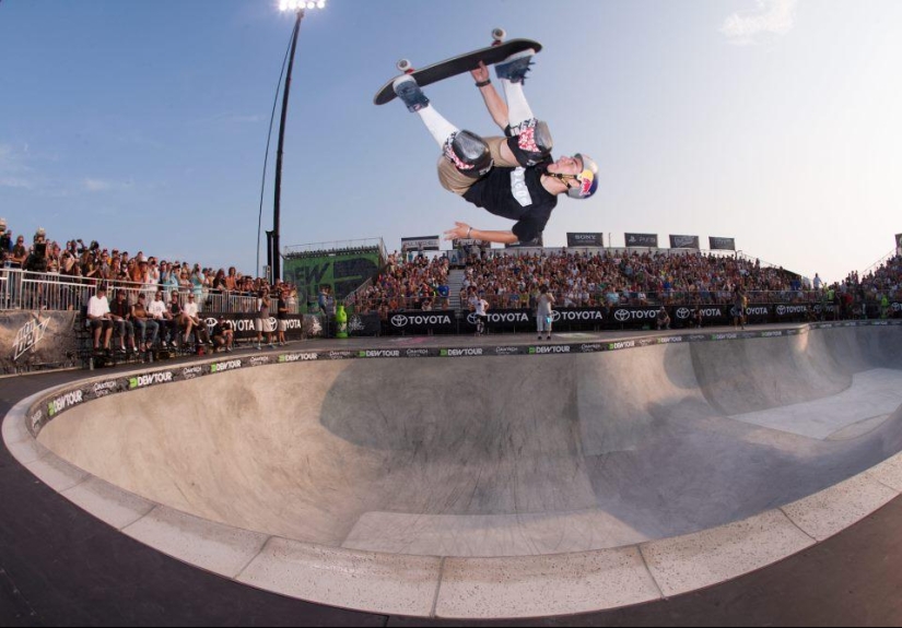 The best photos from the finals of the extreme sports Dew Tour-2013