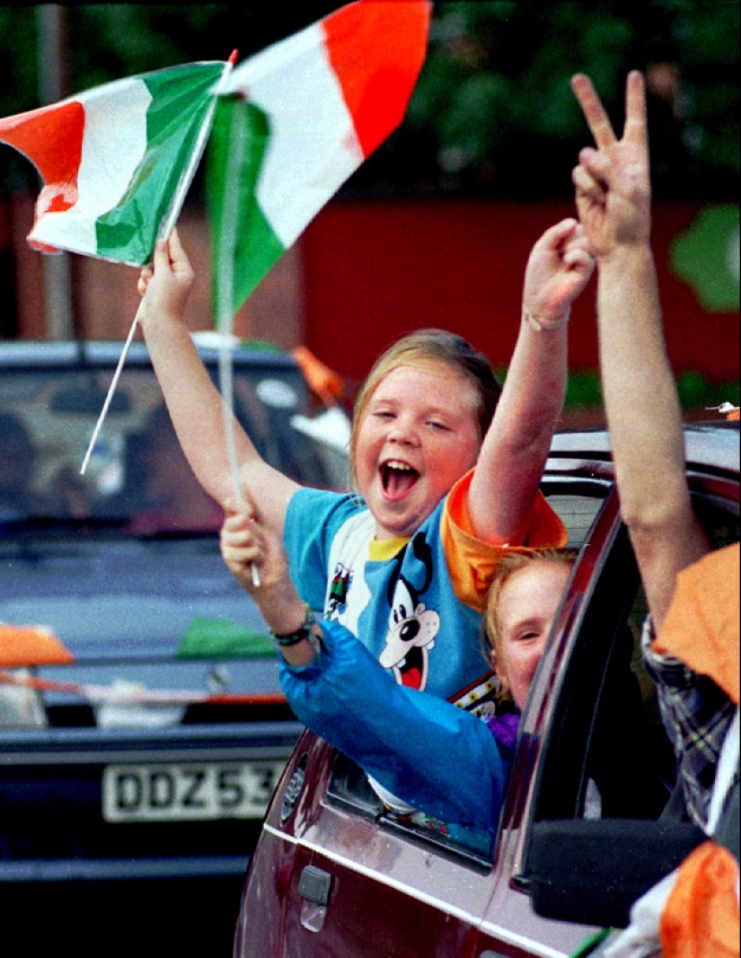 The brightest and most emotional photos of happy people