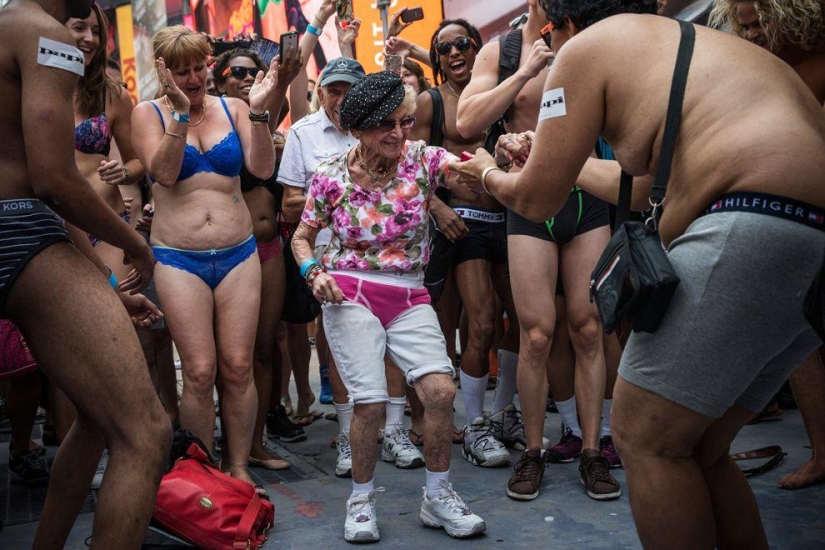 The brightest attempts to get into the Guinness Book of Records in 2013