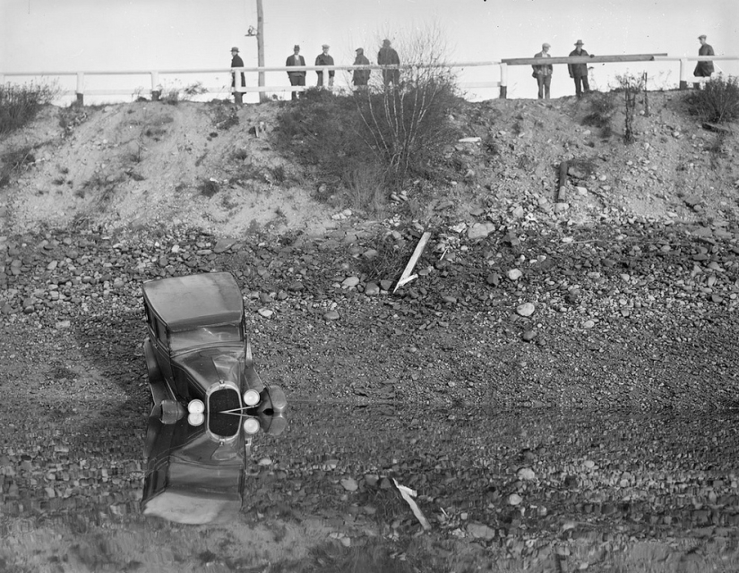 The brightest shots of car accidents of the last century