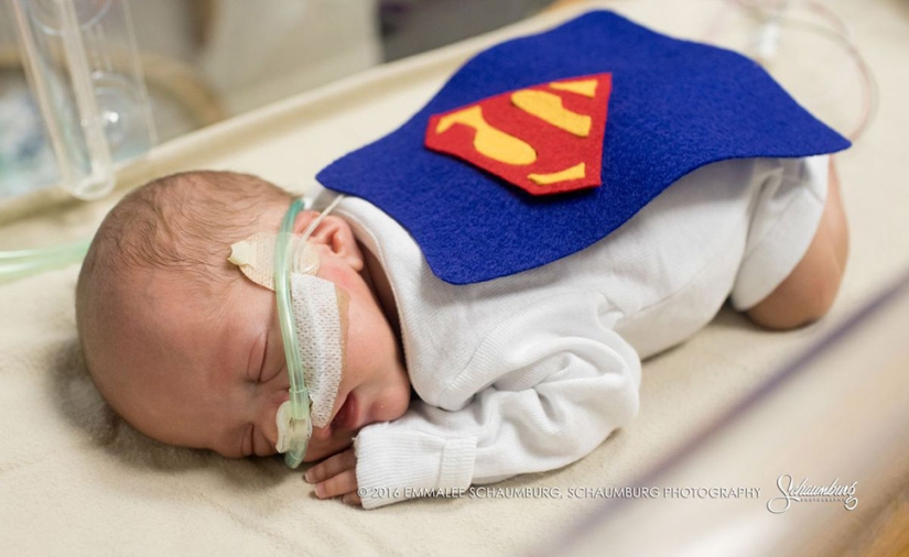 The Children's Hospital dressed up premature newborns in superheroes and arranged a photo shoot