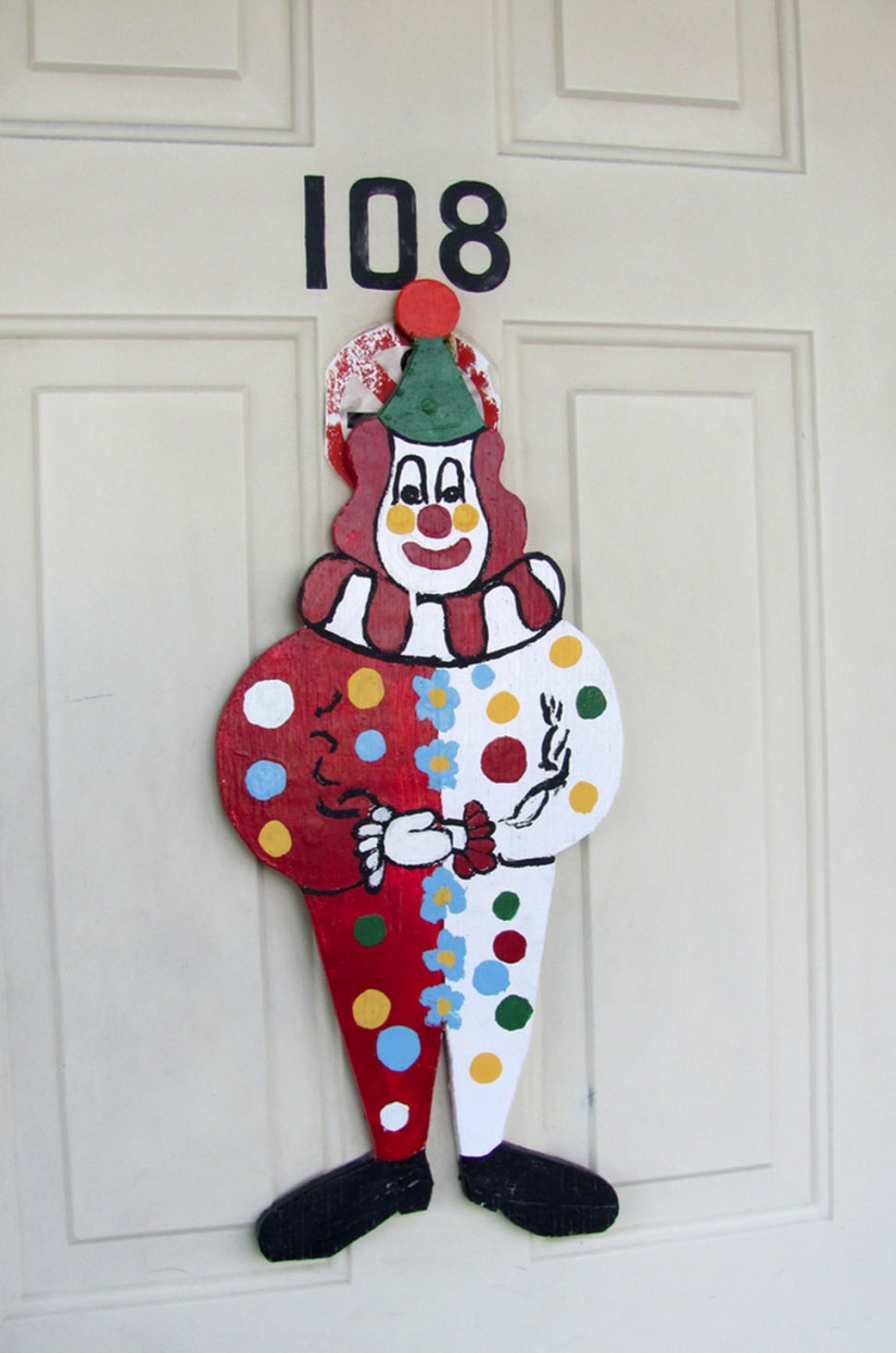 The clown motel, donde los sueños son siempre tan dulces como el algodón de azúcar
