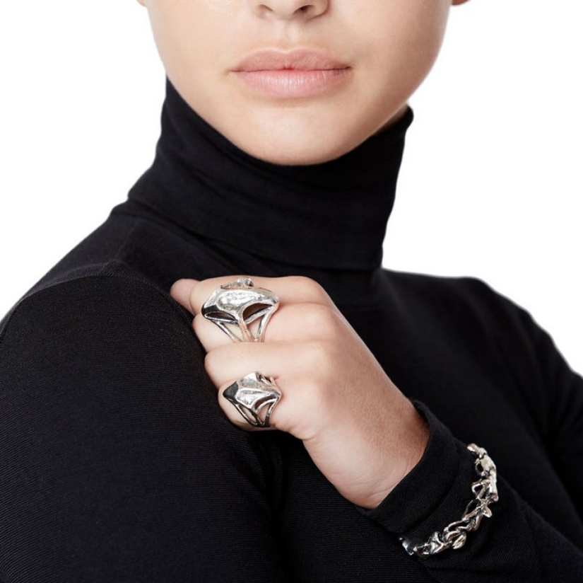 The dragon of the 585th test: the official collection of jewelry from the "Game of Thrones" has gone on sale