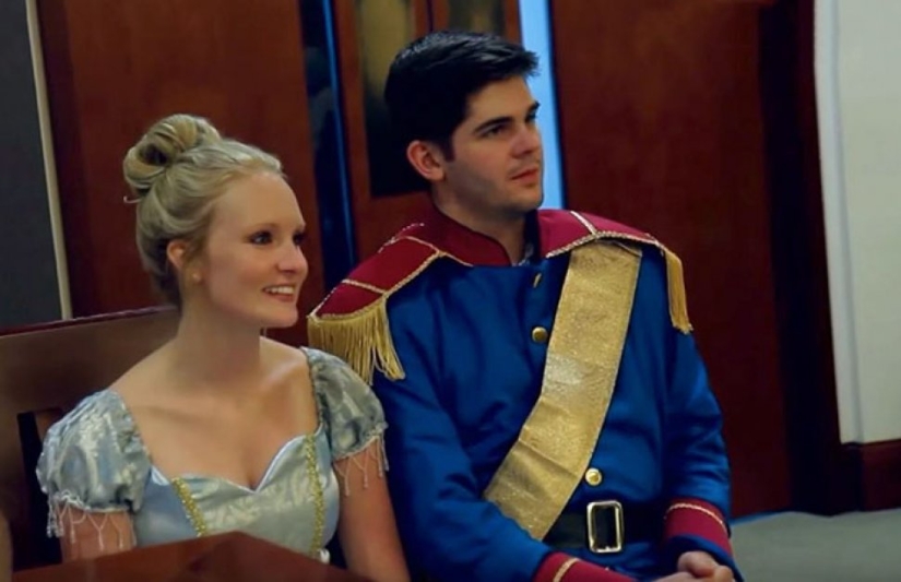 The entire courtroom dressed up in costumes of Disney characters to support a 5-year-old girl The entire courtroom dressed up in costumes of Disney characters to support a 5-year-old girl