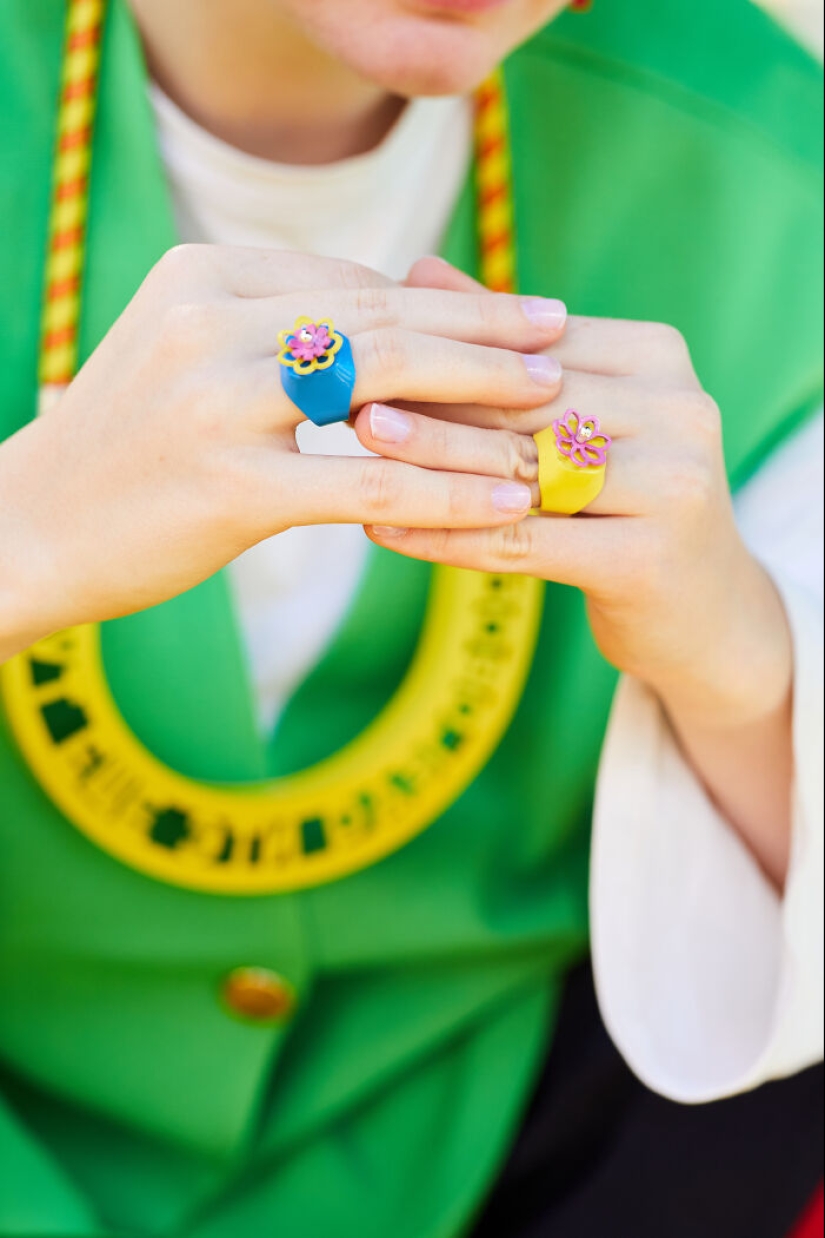 The Extraordinary, Colorful, And Unique World Of Jewelry By Artist Katia Rabey, ‘Rabeyka’ The Extraordinary, Colorful, And Unique World Of Jewelry By Artist Katia Rabey, ‘Rabeyka’