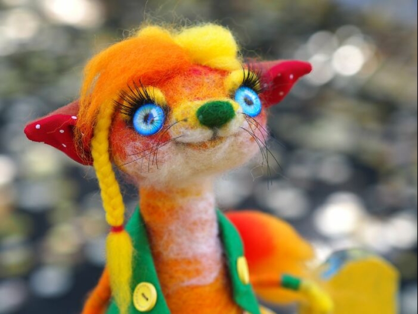 The Funniest Foxes In The World Come To Make You Smile