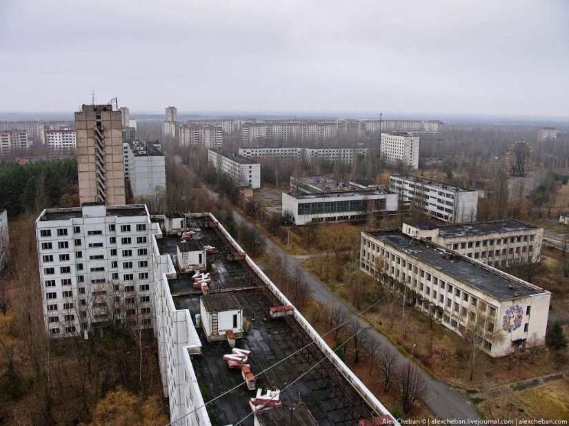 The ghost of Chernobyl on an August morning: a view from above The ghost of Chernobyl on an August morning: a view from above