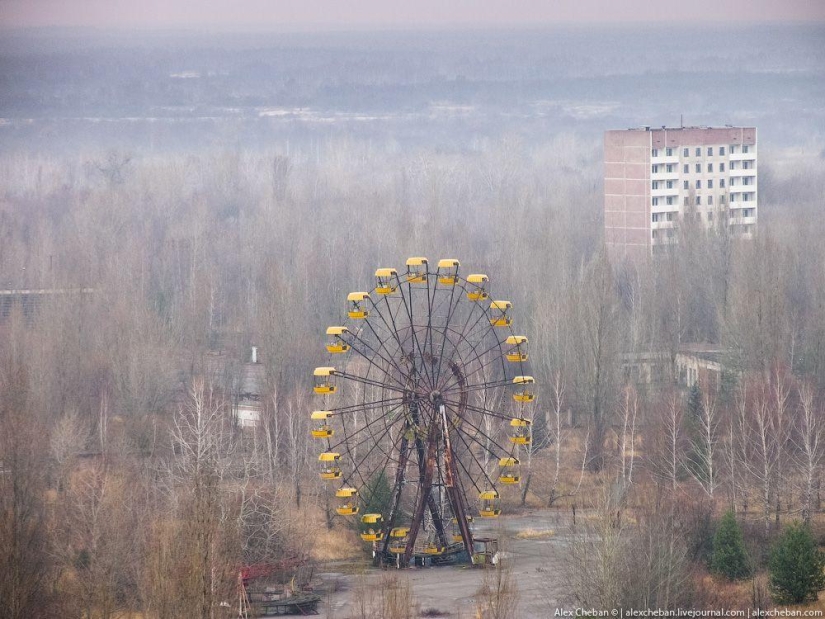 The ghost of Chernobyl on an August morning: a view from above The ghost of Chernobyl on an August morning: a view from above