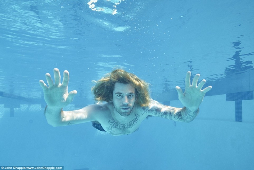 The hero of the Nevermind cover by Nirvana recreated it for the 25th anniversary of the album The hero of the Nevermind cover by Nirvana recreated it for the 25th anniversary of the album