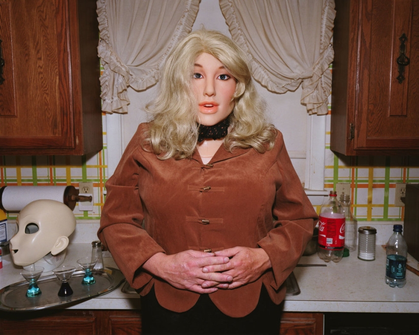 The house is not for Barbie: men who dress up as sex dolls The house is not for Barbie: men who dress up as sex dolls