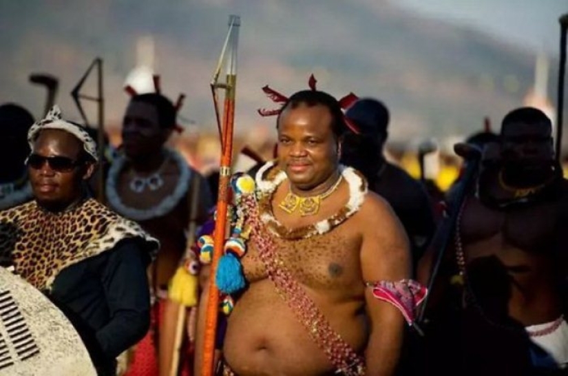 The King Chooses: The annual Virgin Parade in Swaziland The King Chooses: The annual Virgin Parade in Swaziland
