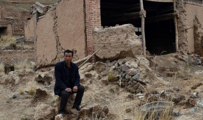 The last of the Mohicans: a Chinese man has been living alone in a deserted village for 10 years The last of the Mohicans: a Chinese man has been living alone in a deserted village for 10 years