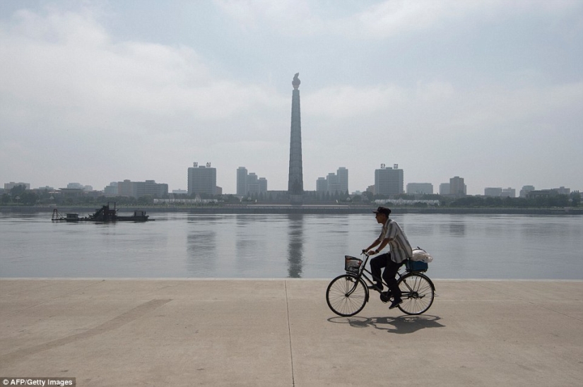 The leader orders to have fun: a long-awaited day of rest in the DPRK