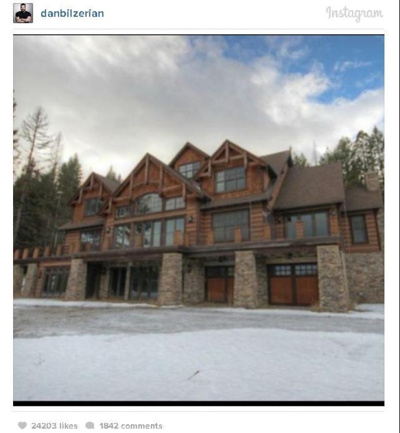 The life of a playboy, millionaire and poker star on Instagram The life of a playboy, millionaire and poker star on Instagram