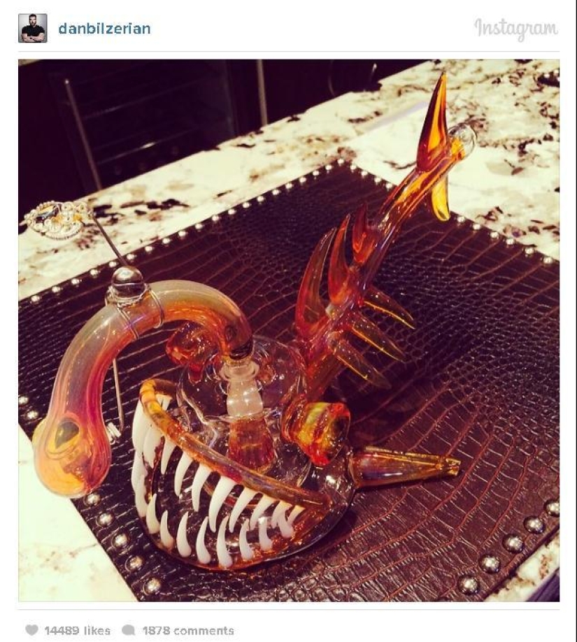 The life of a playboy, millionaire and poker star on Instagram The life of a playboy, millionaire and poker star on Instagram