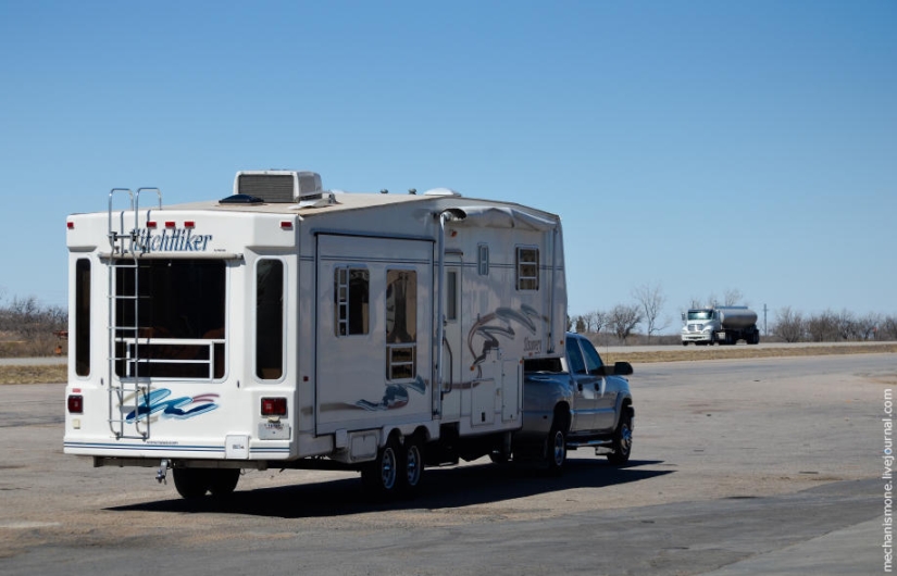 The life of American truckers