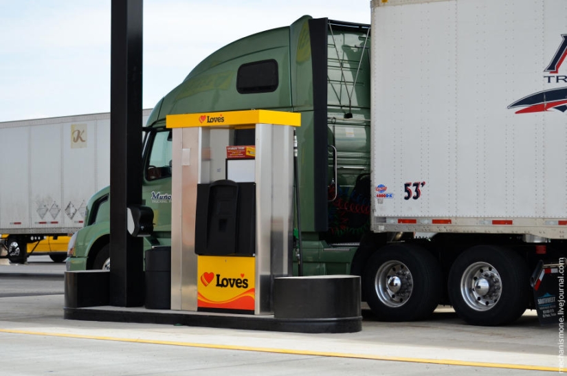 The life of American truckers