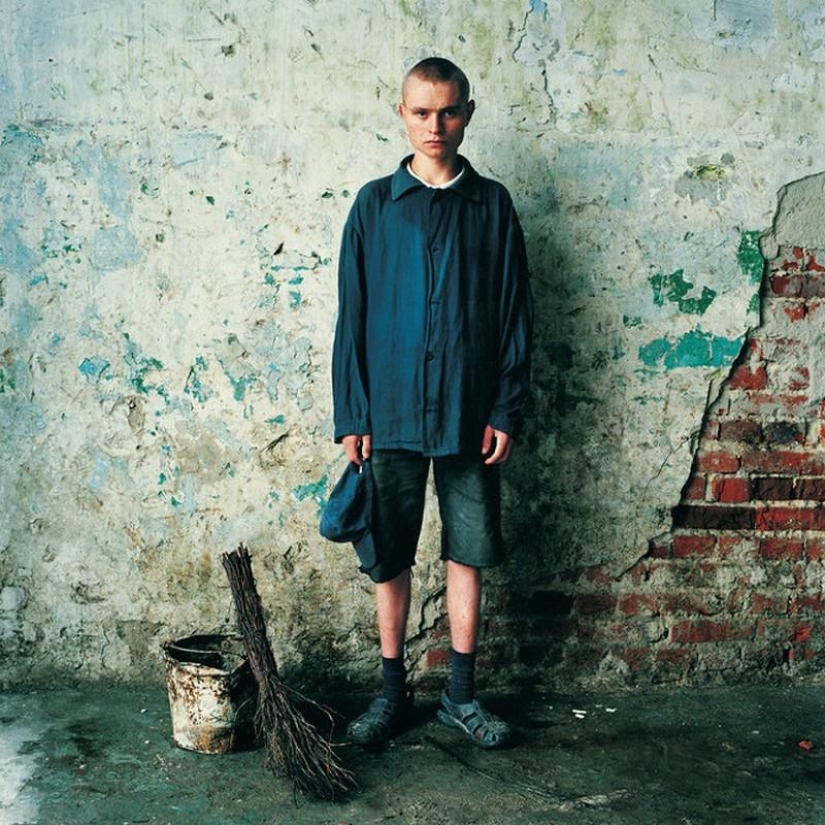 The life of prisoners in the lens of Michal Chelbin