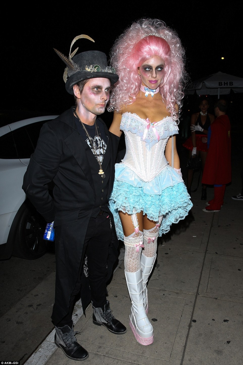 The Most daring Celebrity costumes at Halloween parties The Most daring Celebrity costumes at Halloween parties