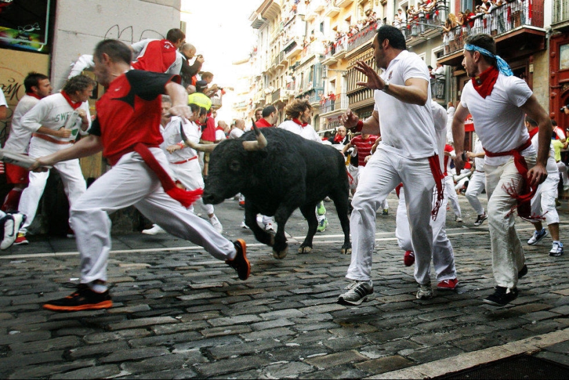 The most emotional footage of the Spanish festival San Fermin 2013
