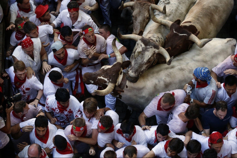The most emotional footage of the Spanish festival San Fermin 2013