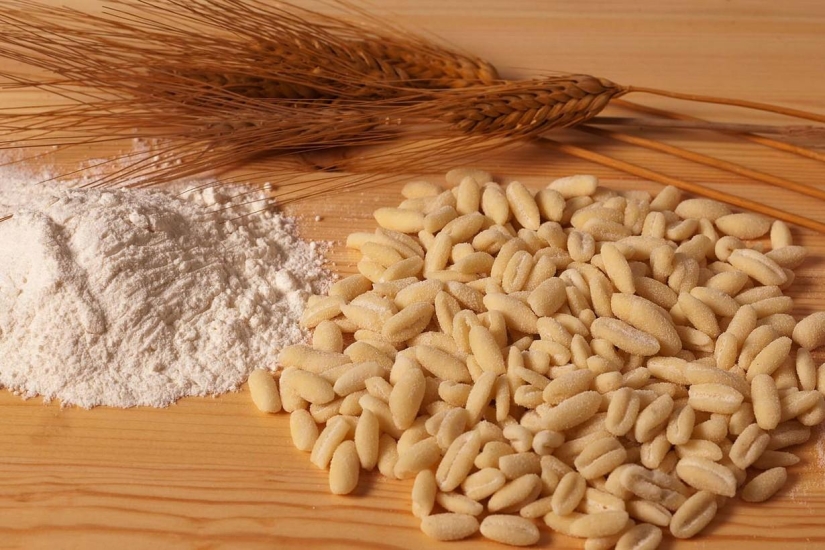 The most popular Italian pasta The most popular Italian pasta