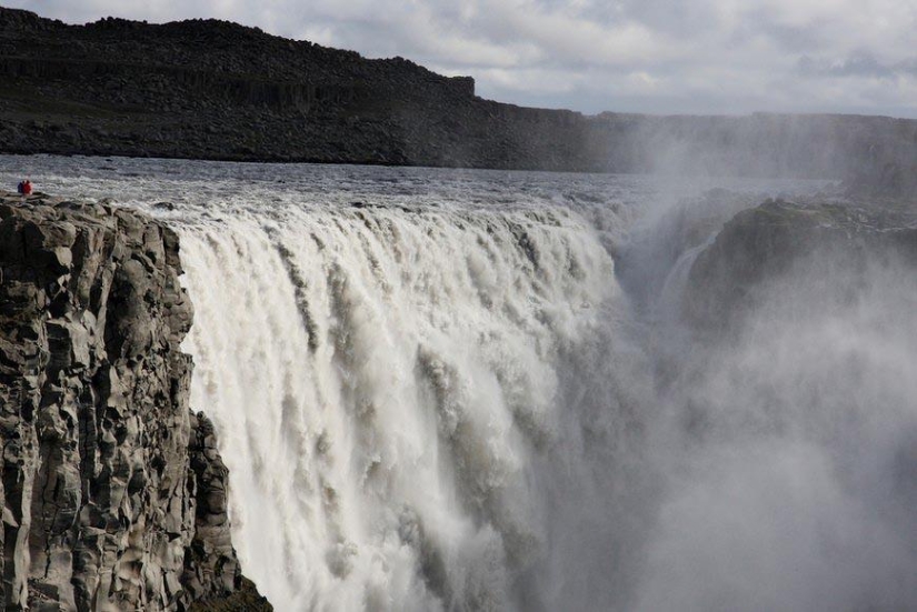 The most powerful waterfall in Europe: Dettifoss