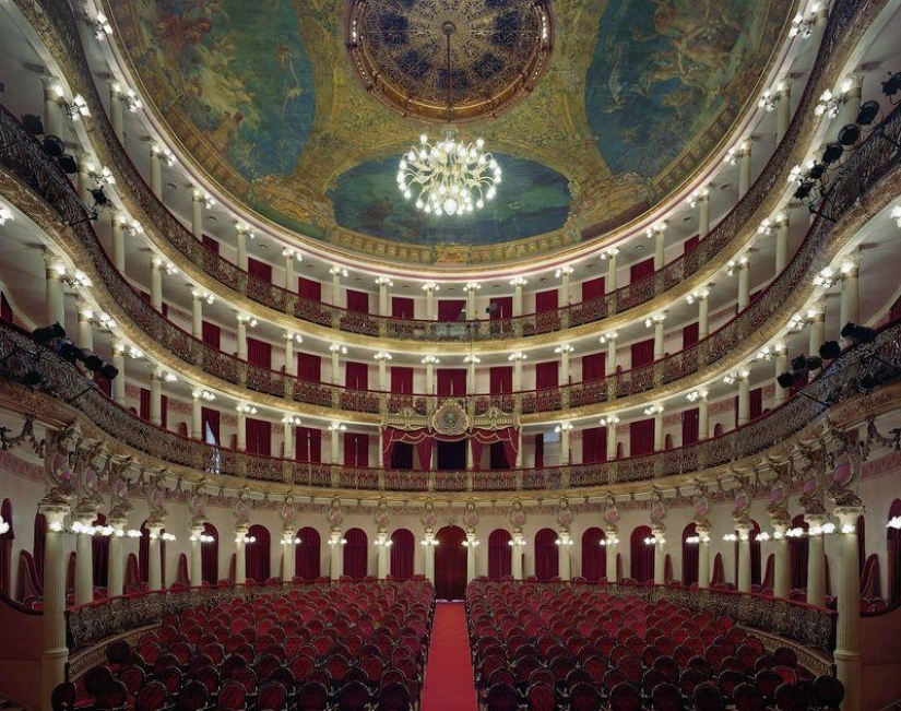The most stunning interiors of famous opera houses in the world