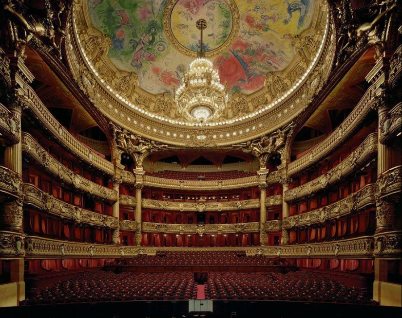 The most stunning interiors of famous opera houses in the world