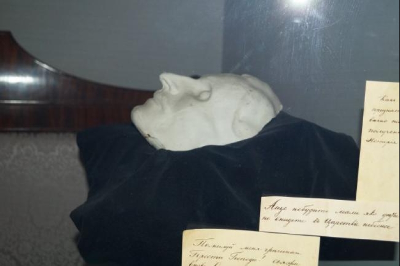 The mystery of Nikolai Gogol's skull: who needed the classic's head?