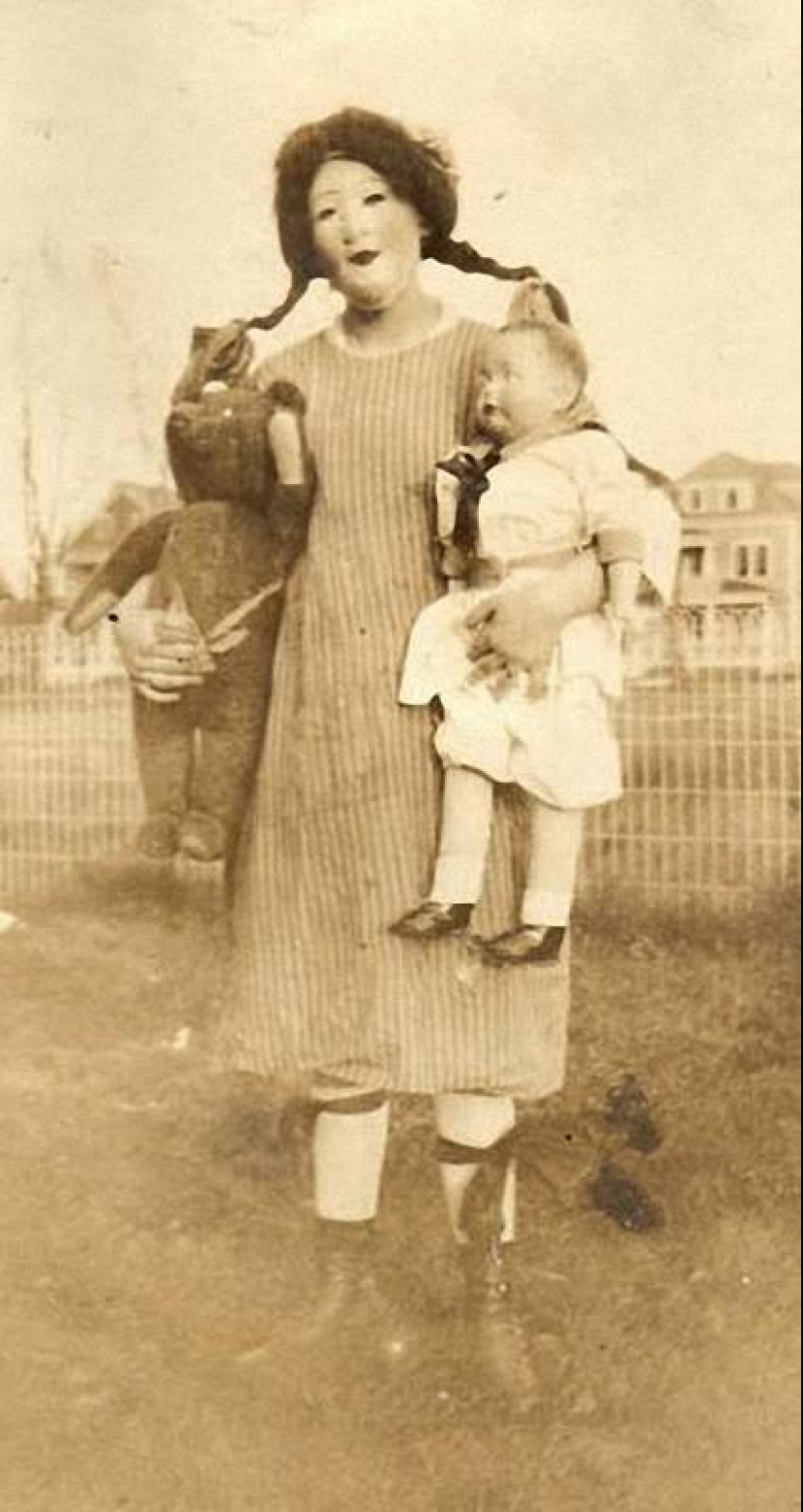 The Oldest and Weirdest Halloween Costumes The Oldest and Weirdest Halloween Costumes