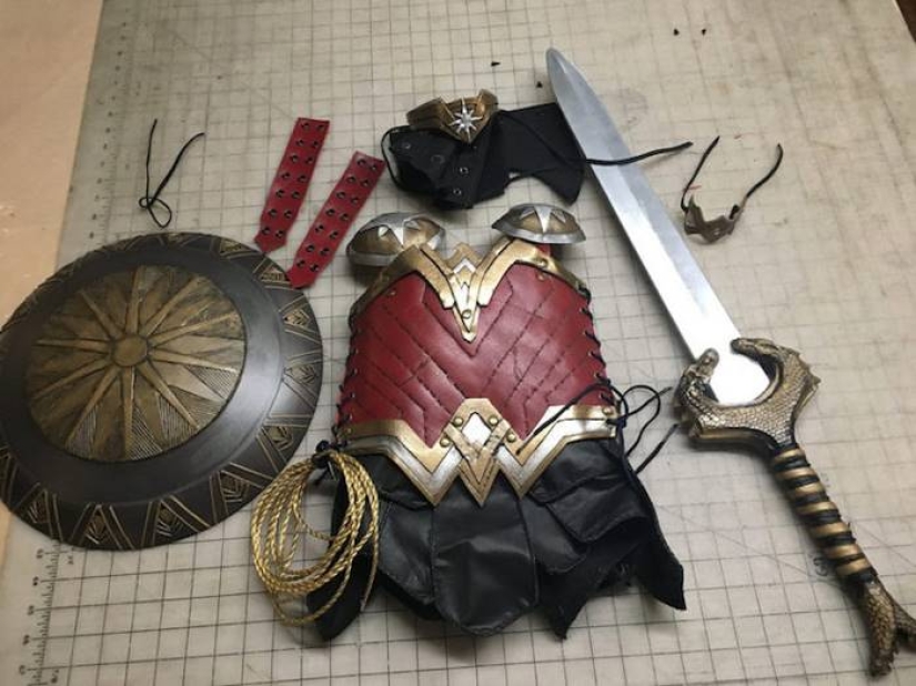 The photographer fulfilled the dream of a 3-year-old daughter and turned her into a real Wonder Woman The photographer fulfilled the dream of a 3-year-old daughter and turned her into a real Wonder Woman