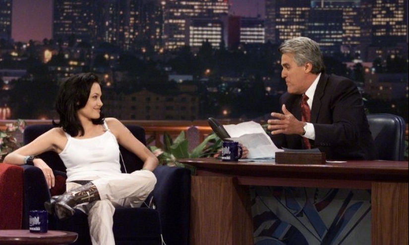 The rarest photos of Jolie