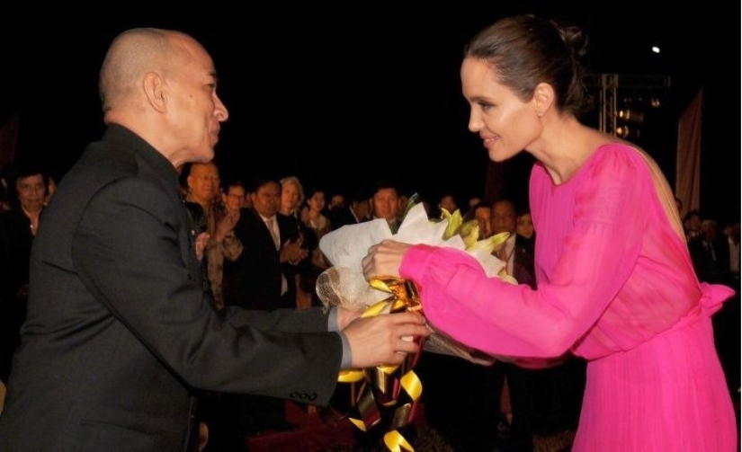 The rarest photos of Jolie