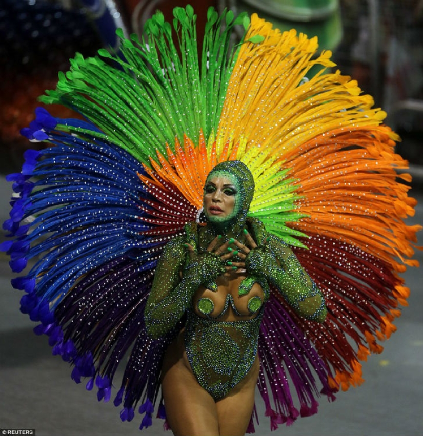 The show must go on - Carnival 2016 has started in Rio de Janeiro