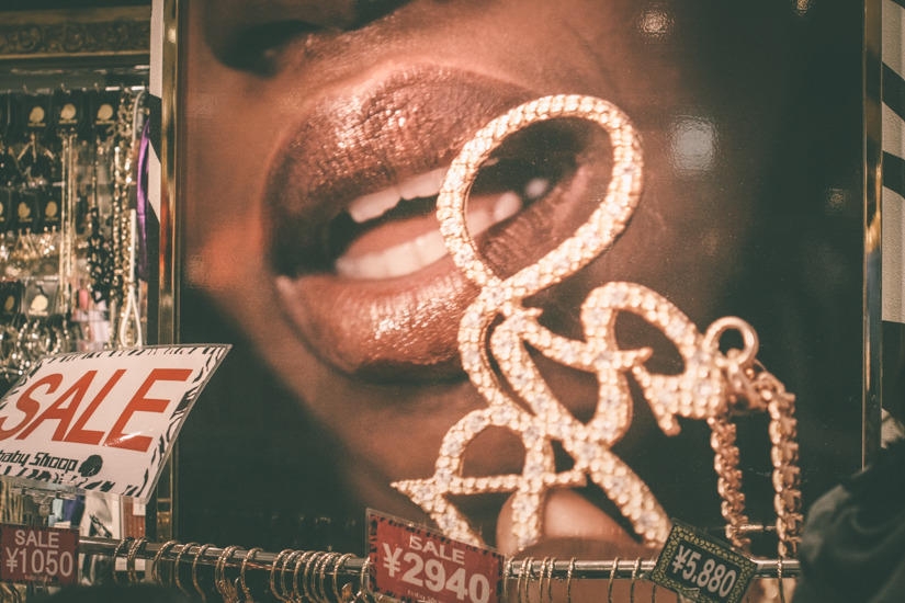 The strange trend of Japanese youth: trying to look like African Americans The strange trend of Japanese youth: trying to look like African Americans