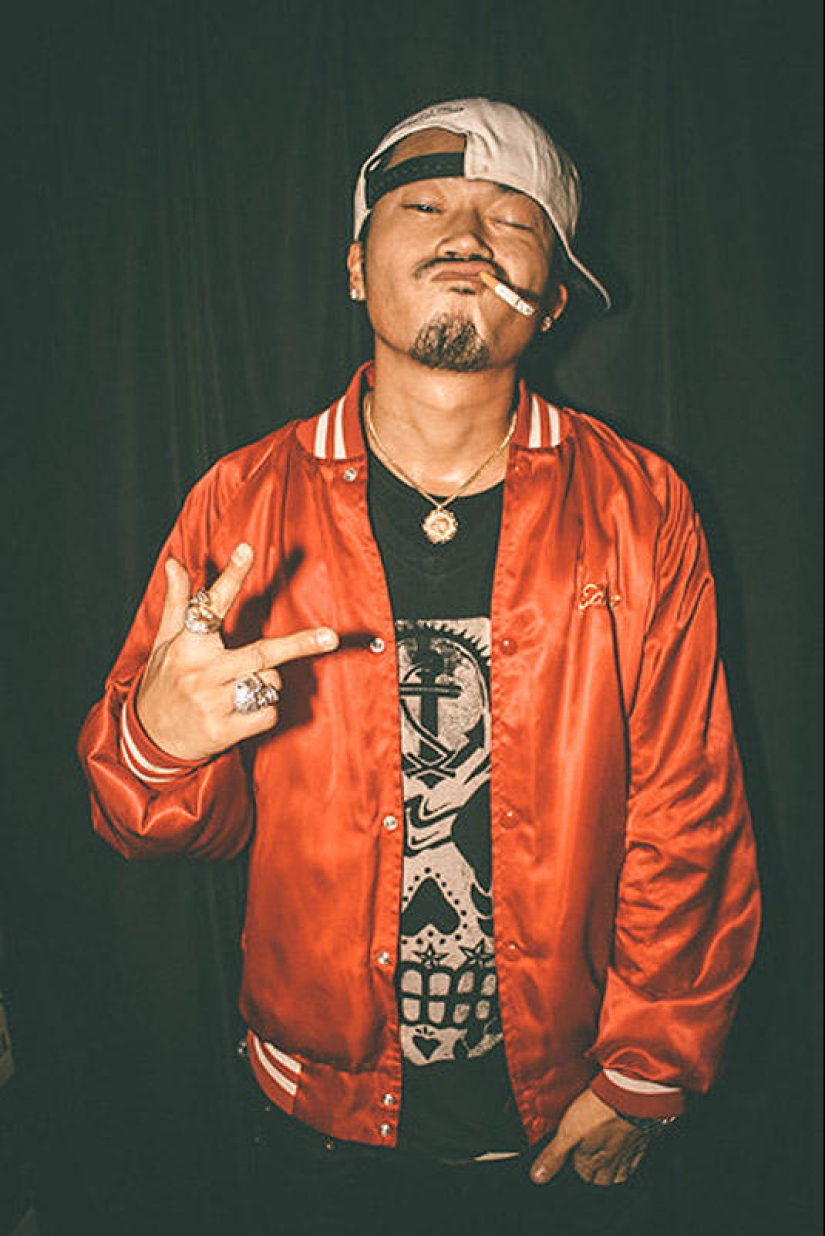 The strange trend of Japanese youth: trying to look like African Americans The strange trend of Japanese youth: trying to look like African Americans