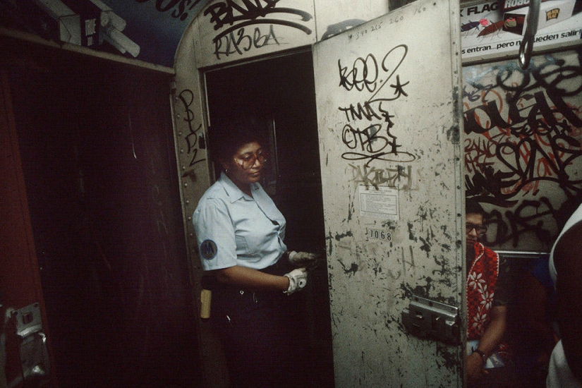 The subway and New York commuters in 1981