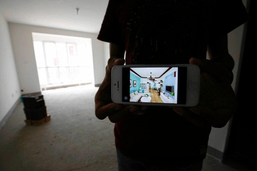 The tragedy of the relatives of the missing passengers of the Malaysian Boeing