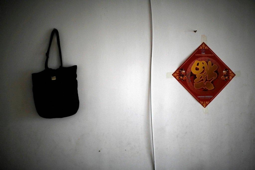 The tragedy of the relatives of the missing passengers of the Malaysian Boeing